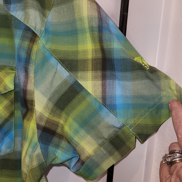 Mountain Hardwear Short Sleeve Pearl Snap Shirt Size XL Green/Blue/Brown Plaid - Picture 9 of 16